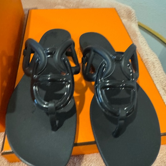 HERMES ORAN Egerie sandals - Picture 1 of 12